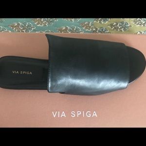 Via Spiga Brand New Modern Slide Sandals